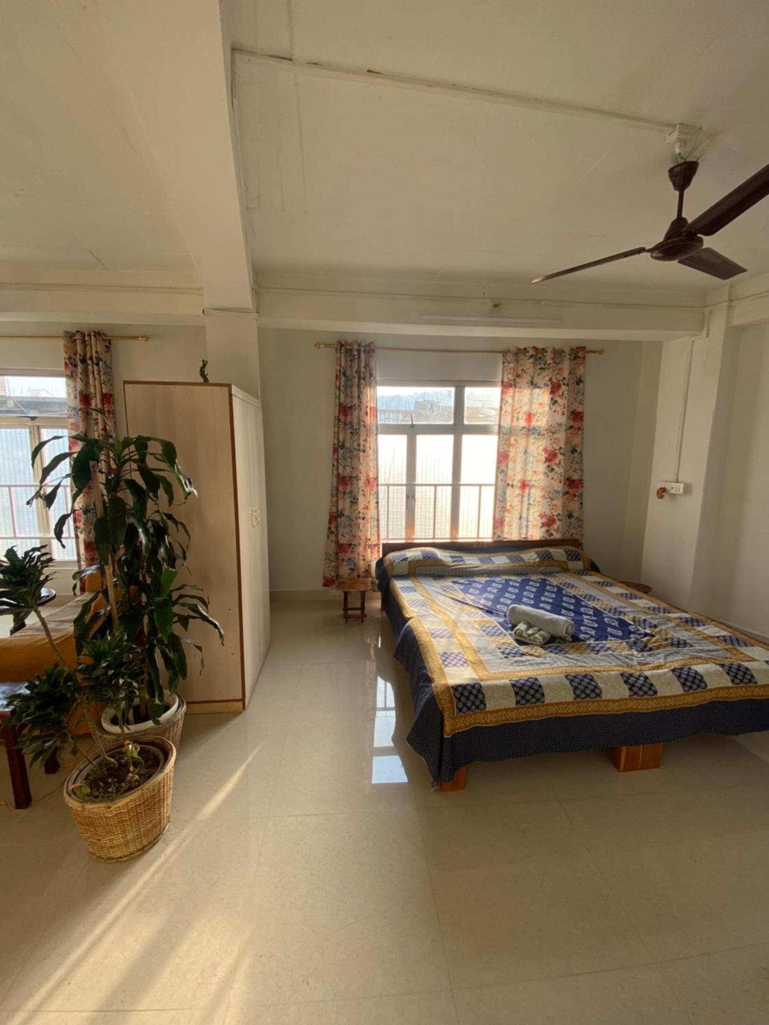 Aizawl Homestay Экстерьер фото